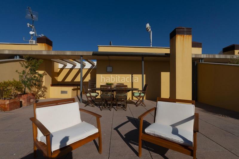 Foto 091e2e28-81ac-4110-901c-507876db3bbb. Apartamento en marítim 31 ático en 1 línea con solárium, preciosas vistas y licencia turística. en Roses