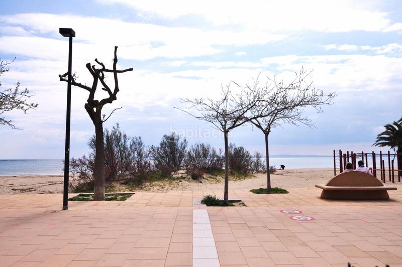Foto 362f4c1b-3827-48d9-9f0e-2382cd90433e. Apartamento en marítim 31 ático en 1 línea con solárium, preciosas vistas y licencia turística. en Roses