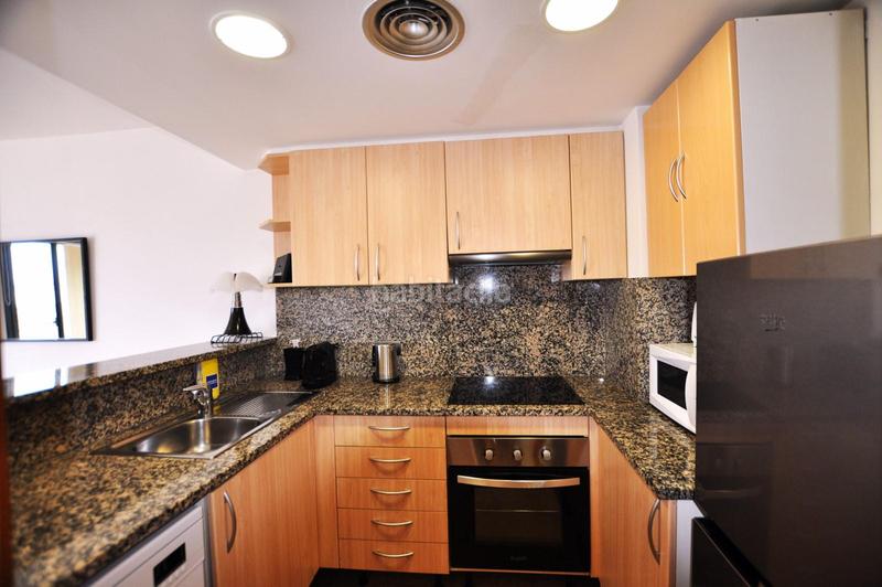 Foto 3abdd358-6324-4c1e-b5fe-5861a9b9672c. Apartamento en marítim 31 ático en 1 línea con solárium, preciosas vistas y licencia turística. en Roses