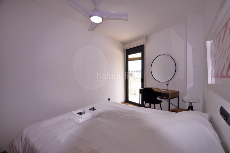 Foto 429536e9-48d3-443b-aa5c-6c98f4a3ba9a. Apartamento en marítim 31 ático en 1 línea con solárium, preciosas vistas y licencia turística. en Roses
