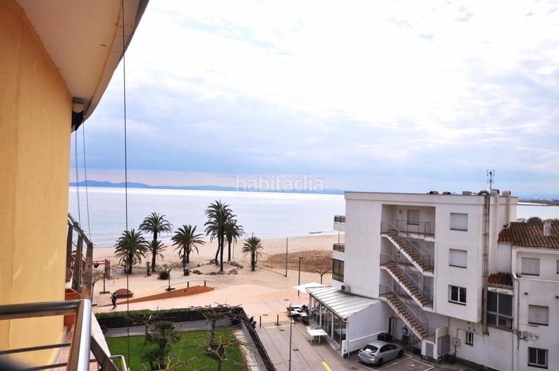 Foto 723cfd1b-d014-41e6-ba9e-0399f8095a77. Apartamento en marítim 31 ático en 1 línea con solárium, preciosas vistas y licencia turística. en Roses