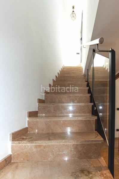 Foto b662644f-5fad-45ba-b115-f42a31ae6fc6. Apartamento en marítim 31 ático en 1 línea con solárium, preciosas vistas y licencia turística. en Roses