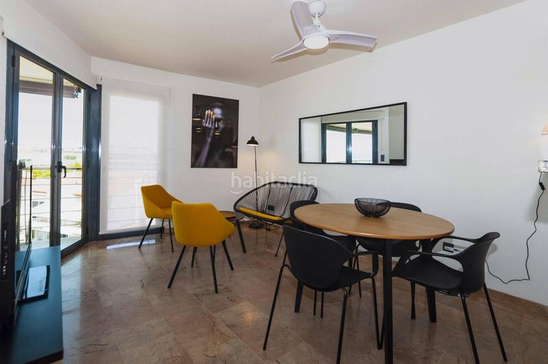 Foto b778a2b3-af56-4e7b-805f-06dae610fde8. Apartamento en marítim 31 ático en 1 línea con solárium, preciosas vistas y licencia turística. en Roses