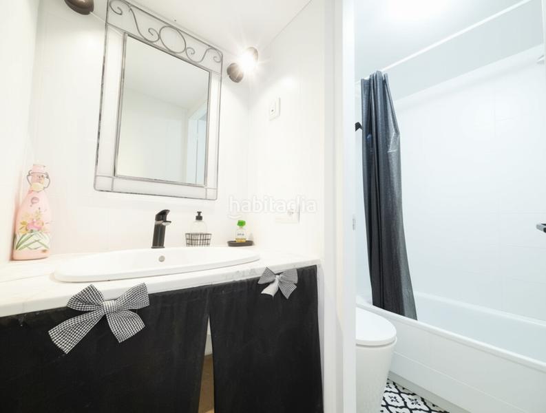 Foto 93ce5a8a-8d9c-4f63-8af1-4c0a636d46f6. Estudio en assutzena piso en primera línea de mar en l zona griells en Estartit