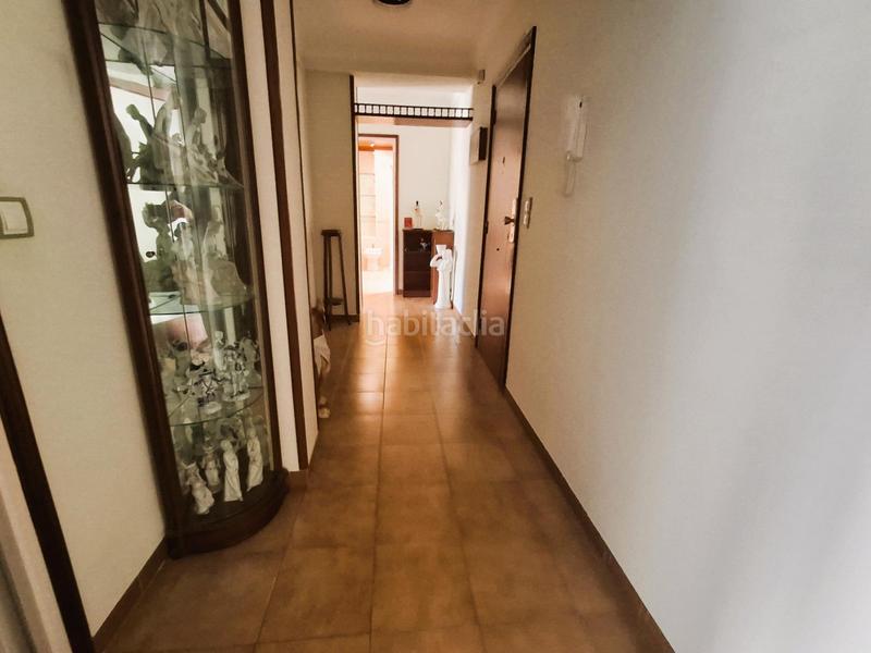 Foto f04fdf10-99a5-42dd-8894-4110dde33abd. Apartamento piso de 3 dormitorios zona eixample en Figueres