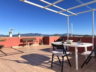 Dúplex a Provença 1. Ático dúplex con terraza y parquing rodeado de naturaleza.