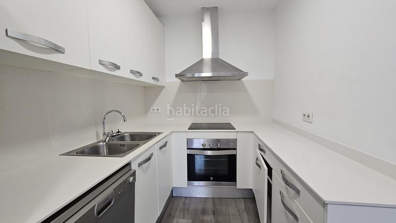 Foto 1594a710-cee4-4aff-a7ba-64c116b4d60c. Casa adossada a del rost a Agullana