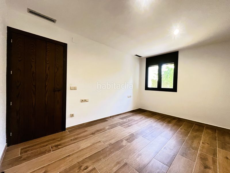 Foto d5ca581d-4a89-4efb-8aa9-82bf66e81188. Casa adossada a de dalt 6 a Pontós