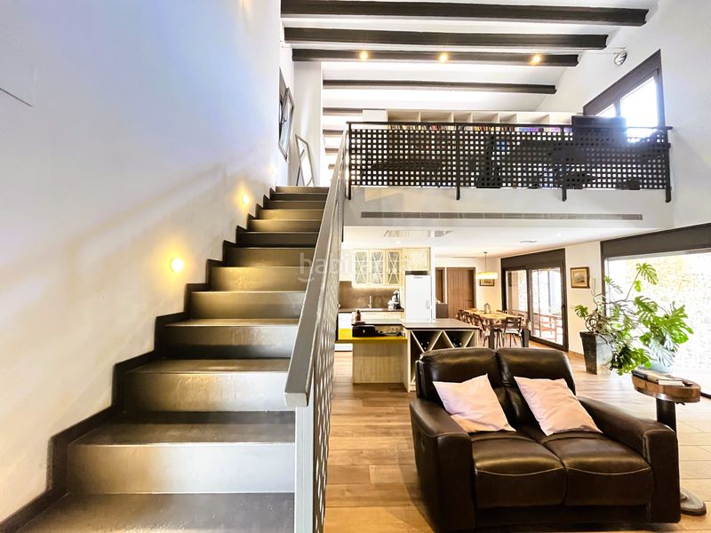 Foto d90df89a-4754-48ca-91b2-f2632694f351. Casa adossada a de dalt 6 a Pontós