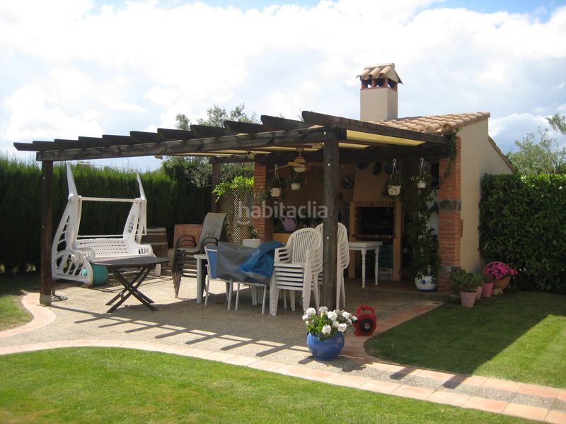 Foto a0f07a72-d457-4f04-acfd-7f7b6382f079. Location chalet dans rodamilans 3 dans Peralada