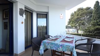 Pis  Pau casals 13. Apartamento de 3 habitaciones con terraza y plaza de aparcamient