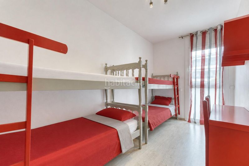 Foto 1407e4da-1bab-4e5d-be04-3f717422191a. Apartamento terraza con vistas al canal y parking privado en santa margarita en Roses