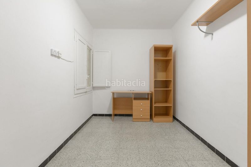 Foto c2090484-6e08-4bdc-a45a-0a469a954c5f. Flat in de cristòfor colom 41 in Centre Roses