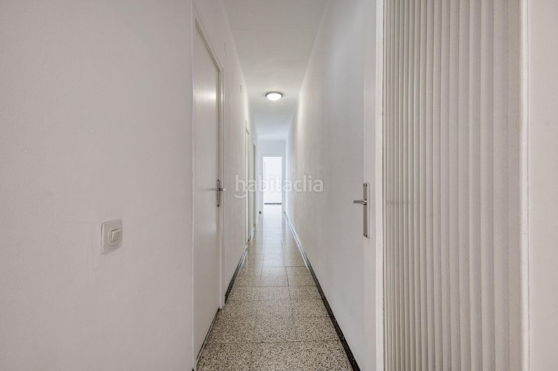 Foto f10ceed9-8a6c-4b19-a622-377b14dc0fea. Flat in de cristòfor colom 41 in Centre Roses