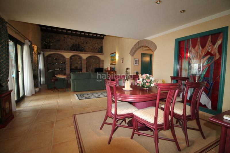 Foto a76e5017-7ceb-4506-bb94-e52487525e08. Chalet in jaume i 30 in Peralada