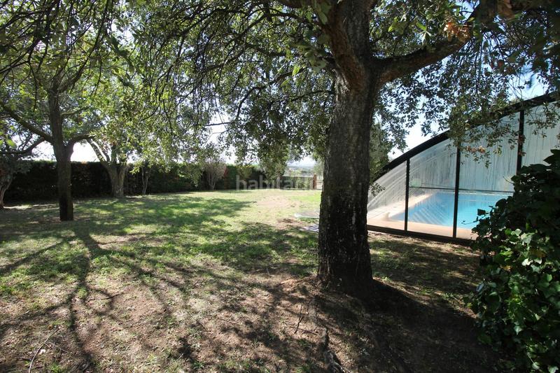 Foto df946f5e-25f1-4bc1-91c1-f31378cc7fb2. Chalet in jaume i 30 in Peralada