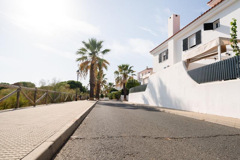 Foto 58845860-b831-4aa2-aac3-a12971c892df. Alquiler casa adosada chalet adosado en alquiler ideal para el verano o temporadas de invierno en El Rompido