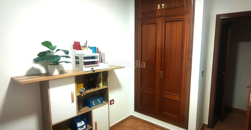 Foto b267dcf9-be3d-4b01-a03d-2de1aaf0586e. Casa adosada estupenda casa en El Portil