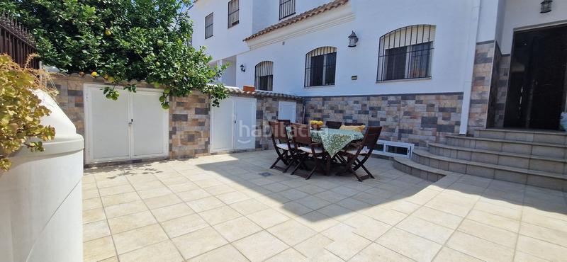 Foto d0af6b6a-b435-43f6-8312-c51050c03cee. Casa adosada estupenda casa en El Portil