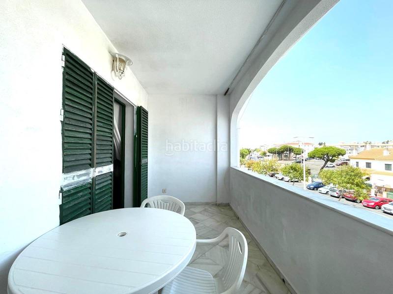 Foto 0cd392d8-4fdf-4620-aa0a-fe62c830f9db. Apartamento piso en venta complejo residencial con piscina y jardines en El Portil