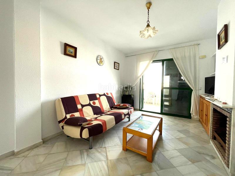 Foto 2a6d6385-810d-4e3a-857f-11551c8b4219. Apartamento piso en venta complejo residencial con piscina y jardines en El Portil