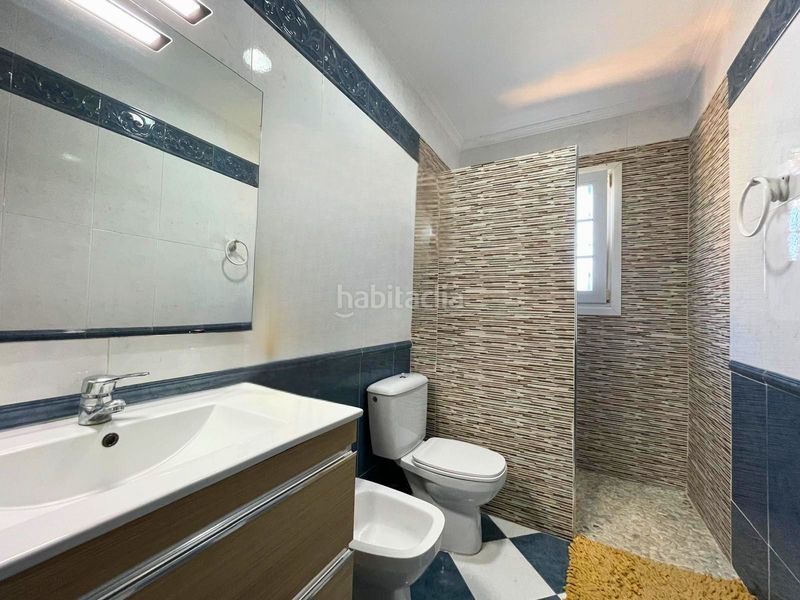 Foto a708e20a-253e-4e0f-9afa-c58363796912. Xalet amb calefacció aparcament piscina a Dehesa - Monacilla Aljaraque