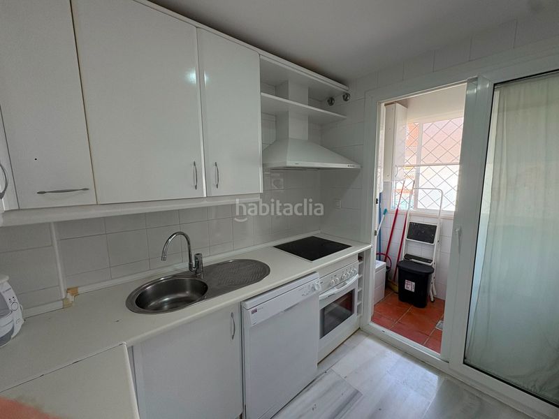 Foto f9519d94-b729-4c72-ad17-963515795d9f. Casa adossada amb calefacció piscina a El Portil