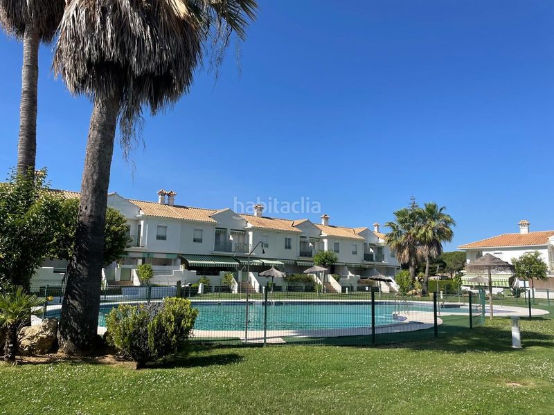 Foto 09d85b0e-eccf-4855-ac0c-0b47d15444b5. Casa adossada amb calefacció piscina a El Portil