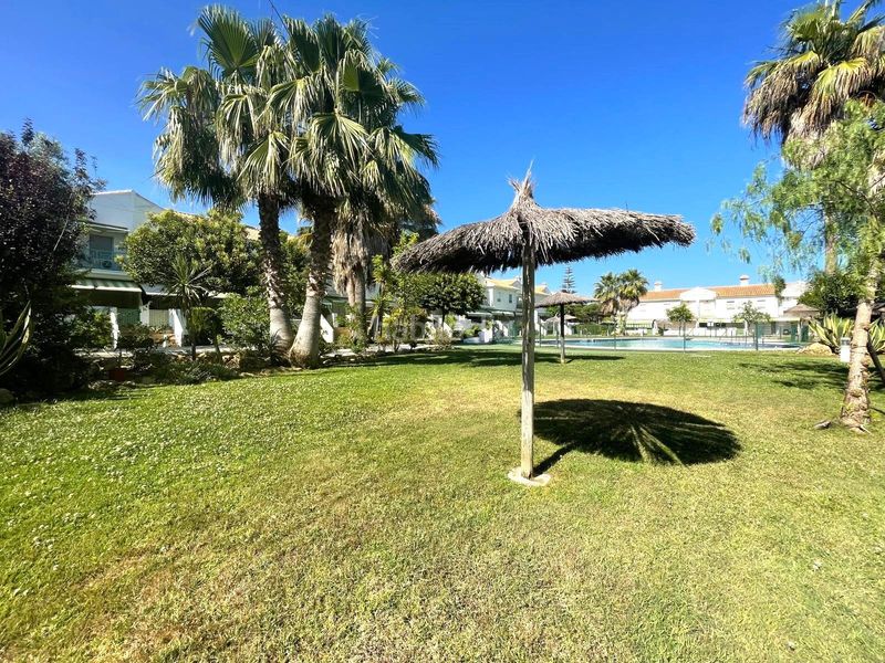 Foto d6c3b7fd-3e4b-48ed-a778-ec9f11b84ab0. Casa adossada amb calefacció piscina a El Portil
