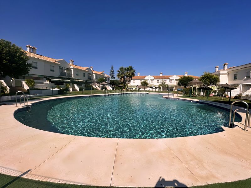 Foto 737951b1-5627-4203-8f6e-f0001230c90f. Casa adossada amb calefacció aparcament piscina a El Portil