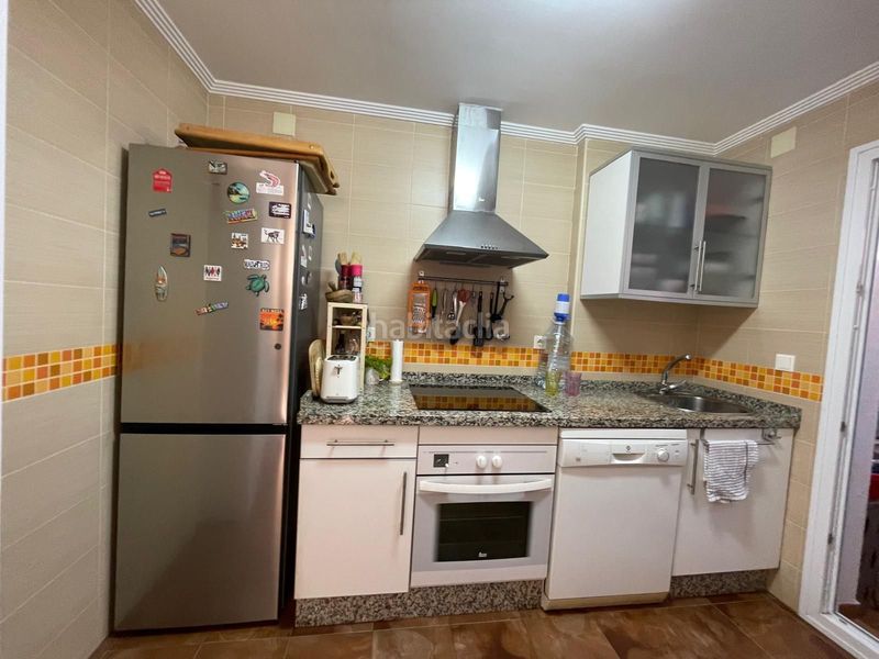 Foto f4118599-0d6c-445f-93a4-40b67717e2da. Casa adossada amb calefacció aparcament piscina a El Portil