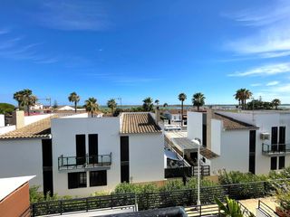 Semi detached house in El Rompido. Magnífico adosado en el rompido con jardín, garaje y piscina com