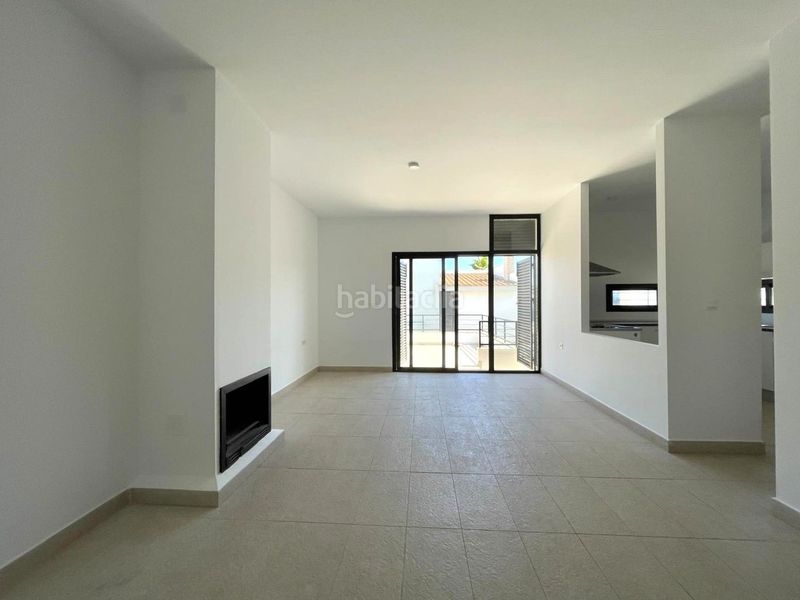 Foto aca5ba23-5893-4fc5-b6bd-5927aebcd8f5. Casa adossada amb aparcament a El Rompido