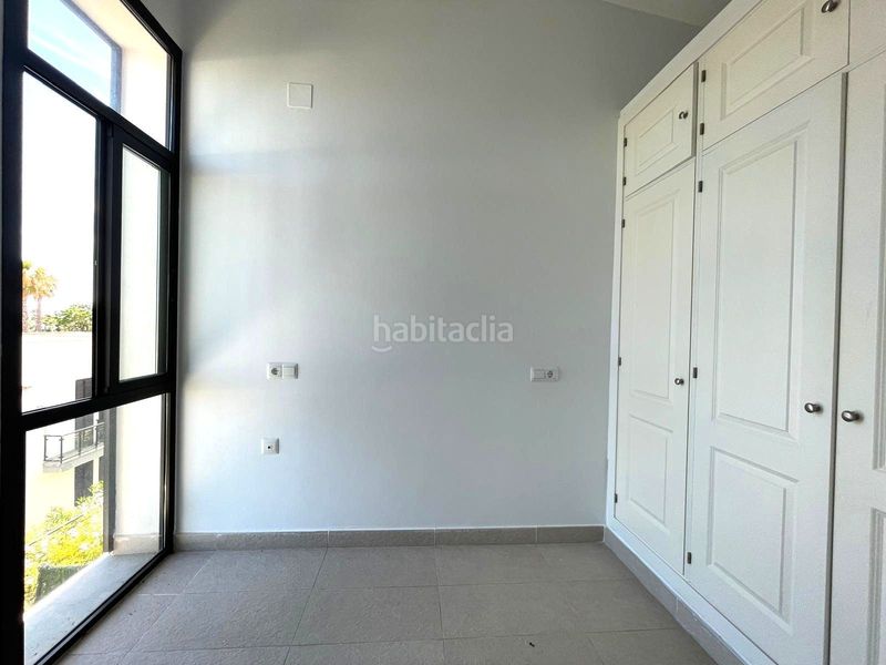 Foto b8bf06fe-6206-4a66-bf9f-266d26054b43. Casa adossada amb aparcament a El Rompido