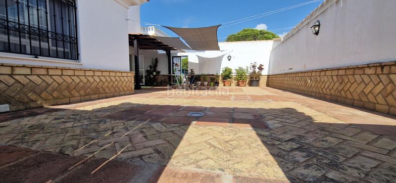 Foto 135b00d4-bbd0-47a7-9986-d7c4357a9f17. Casa exclusivo chalet con piscina privada en parcela de 780m en nuevo portil en El Portil