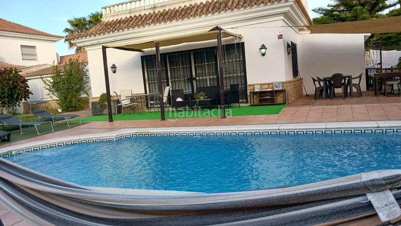 Foto 40bd8b1d-318e-4868-871b-99032061547e. Casa exclusivo chalet con piscina privada en parcela de 780m en nuevo portil en El Portil