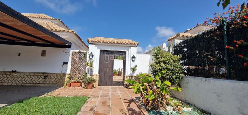 Foto 6df7fc0f-9b2c-4934-a465-fe995b592e1b. Casa exclusivo chalet con piscina privada en parcela de 780m en nuevo portil en El Portil