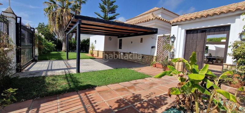 Foto 866dc071-f02c-4a21-89ee-8e47e0cd172f. Casa exclusivo chalet con piscina privada en parcela de 780m en nuevo portil en El Portil