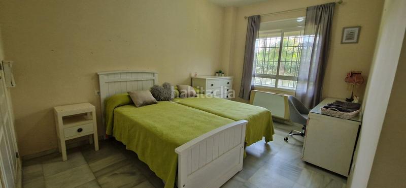 Foto ce7b835c-48a6-487f-b816-7e11b72e2ffc. Casa exclusivo chalet con piscina privada en parcela de 780m en nuevo portil en El Portil