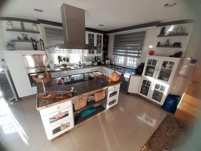 Foto 3349e744-80c3-4dad-afa0-8d5926a76355. Casa amb calefacció a El Portil