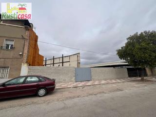 Terreny residencial  Valdepeñas. Solar industrial..