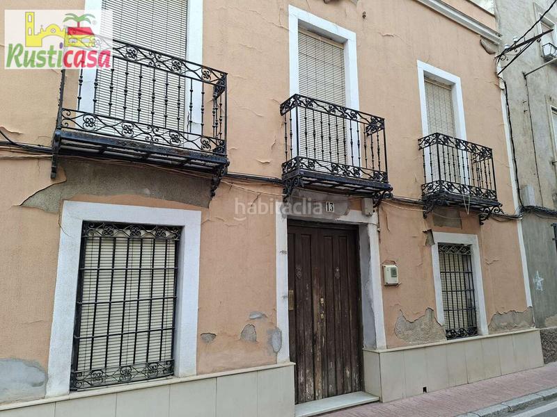 Foto 62570a5e-64ea-47aa-ad17-2b911f61bb4d. Casa centro calle yanguas messias yanguas messias en Linares