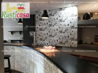 Local Comercial a Coronel costilla 34. Cafetería totalmente montada.