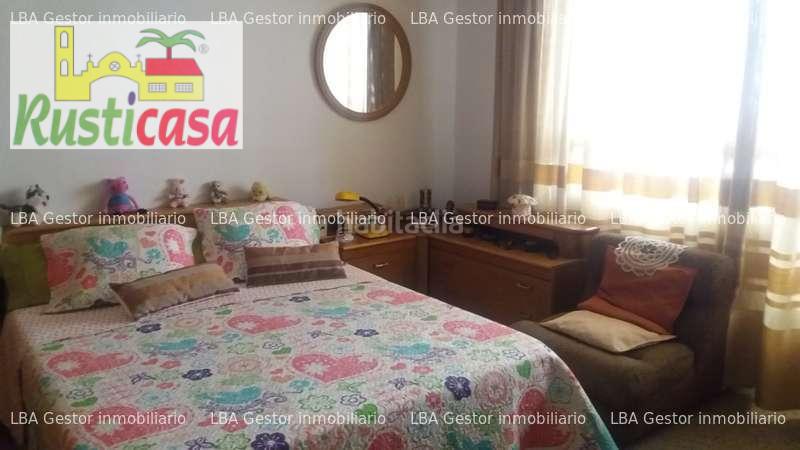 Foto f34a638c-180d-4daf-ba26-4274adbf329d. Piso  en el centro. en Bailén
