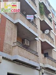 Pis  Maria bellido. Piso en el centro.