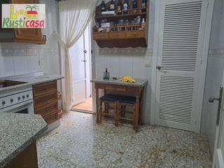 Pis  Almendral. Piso de tres habitaciones.