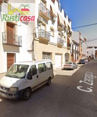 Aparcament cotxe a Zaragoza. Plaza de garaje comunitaria.