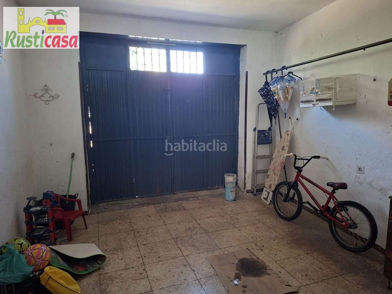 Foto 8e120be3-d17e-4de5-8e03-2c78c5b669b6. Casa amb aparcament a Bailén