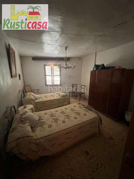 Foto 26bbc758-5961-4fb9-a79f-b63f471052d6. Casa en sevilla 29 amplia casa en esquina. en Bailén