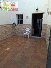 Haus in Bailén. Casa reformada.